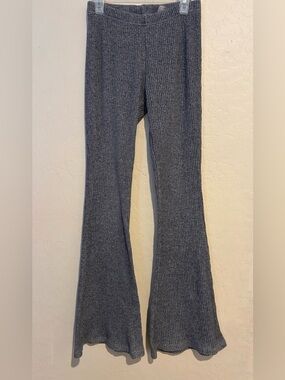 Xhilaration Women’s Gray Ribbed Flare Y2K Lounge Yoga Pants- Size Small